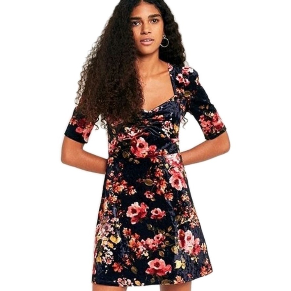 UO Dress Size XS Velvet Floral Babydoll Mini Sweetheart Urban Outfitters‎